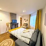 Apartamento Casa Solemio - 3 Min From Train Station, 1 Bedroom, Quiet