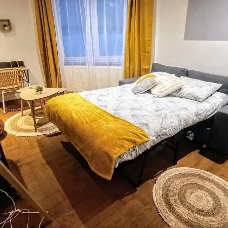 Casa Solemio - 3 Min From Train Station, 1 Bedroom, Quiet רובייש