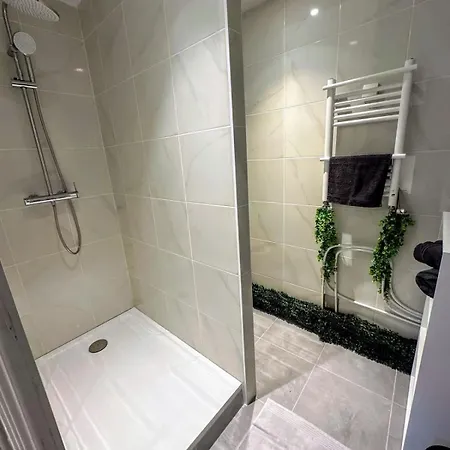 Appartement Casa Solemio - 3 Min From Train Station, 1 Bedroom, Quiet Roubaix